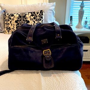 Vintage corduroy Roxy pull weekend duffle.